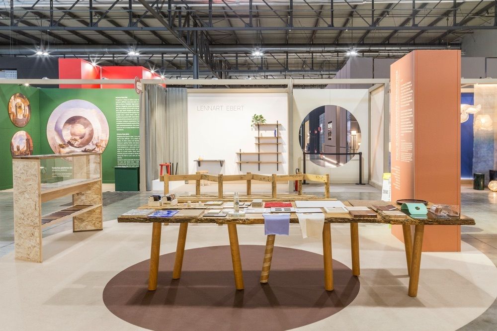 article Pameran Furniture Terbesar yang Pernah Ada: Menyuguhkan Inovasi dan Kreativitas dalam Industri Furnitur cover thumbnail